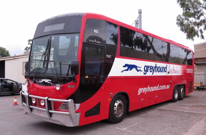 Greyhound Scania K114IB Mills-Tui Valere 822